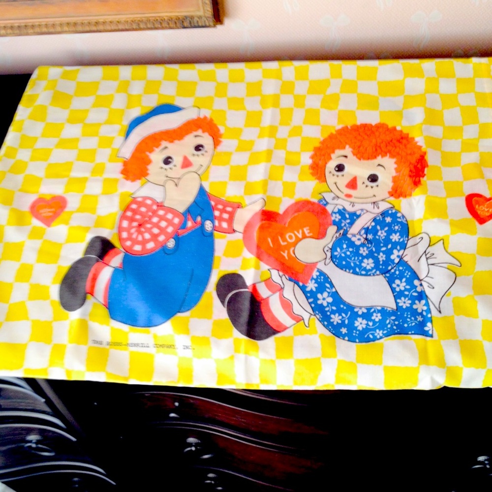 Vintage Raggedy Ann & Andy Love Pillowcase L